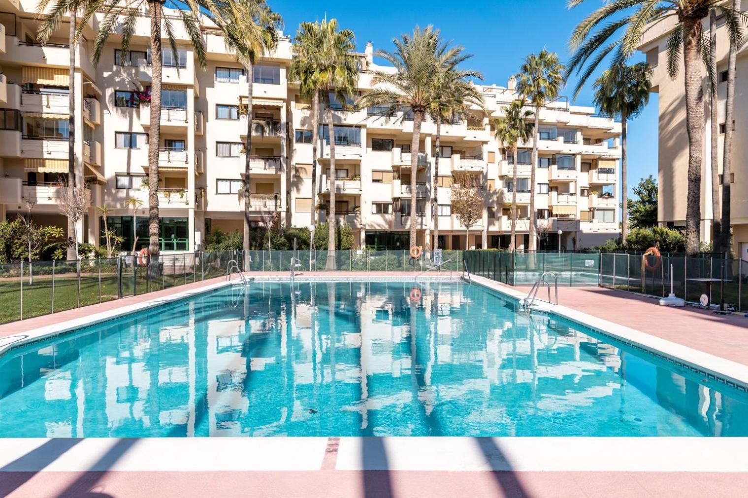 Primera Linea Del Mar - Acceso Directo Playa Carihuela توريمولينوس المظهر الخارجي الصورة